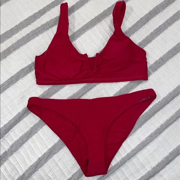 SOLD* Burgundy bikini set NWT - Picture 3 of 6